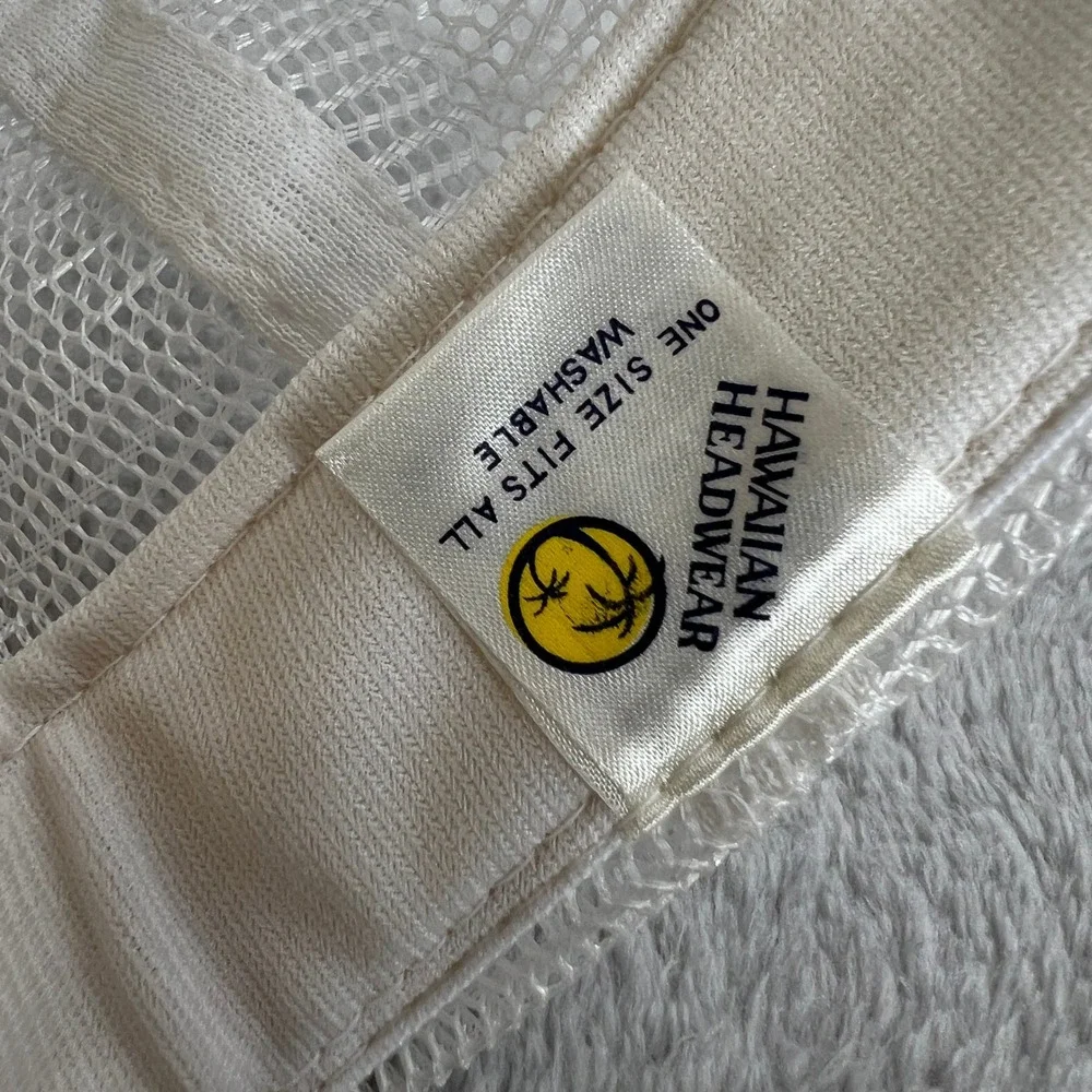 Vintage Maui Hawaii Trucker Hat White 90s Mesh Snapback Surf Island Souvenir